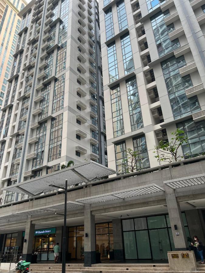 Condotel In Venice Grand Canal Mall Taguig Zewnętrze zdjęcie